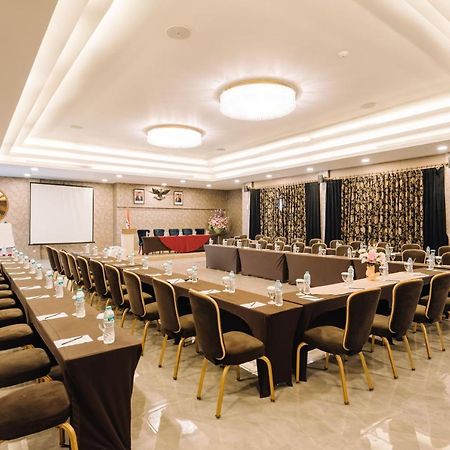 Amaroossa Grande Otel Bekasi Dış mekan fotoğraf