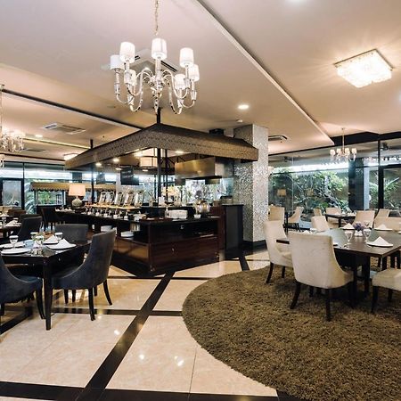 Amaroossa Grande Otel Bekasi Dış mekan fotoğraf