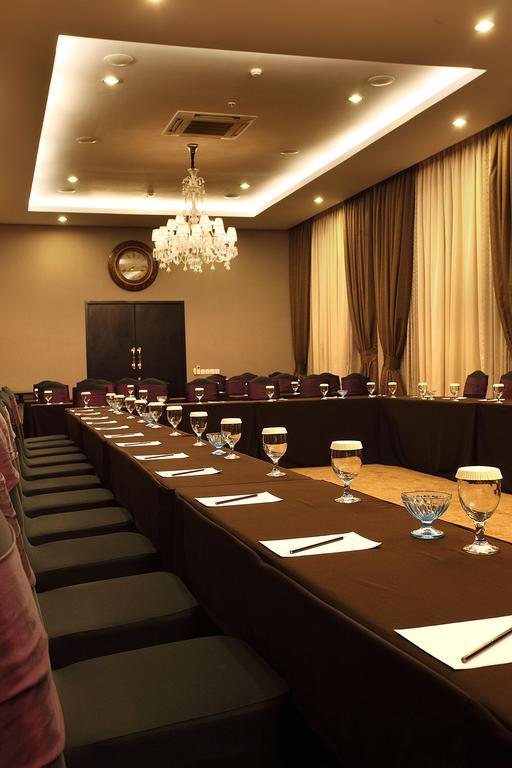 Amaroossa Grande Otel Bekasi Dış mekan fotoğraf