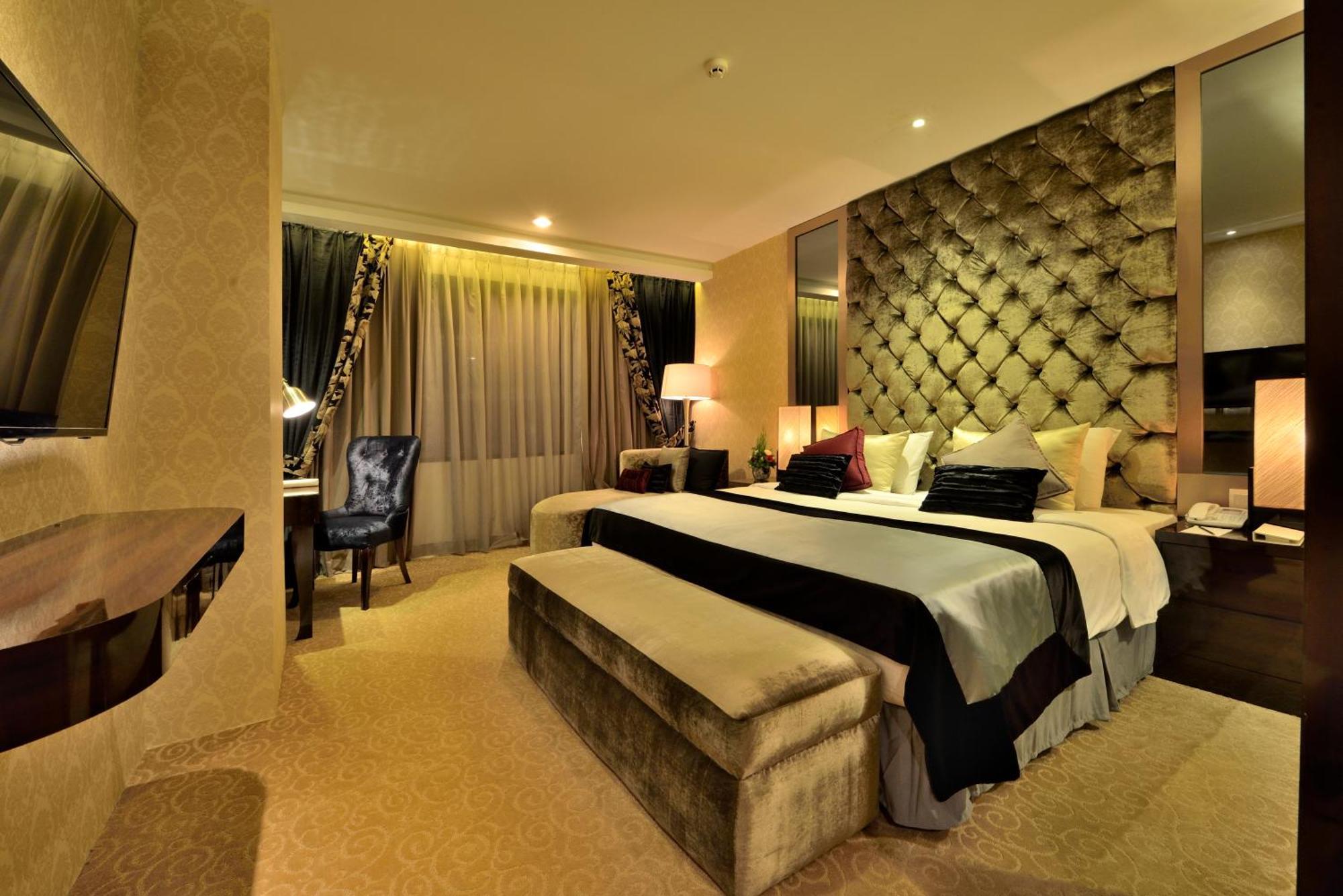 Amaroossa Grande Otel Bekasi Dış mekan fotoğraf
