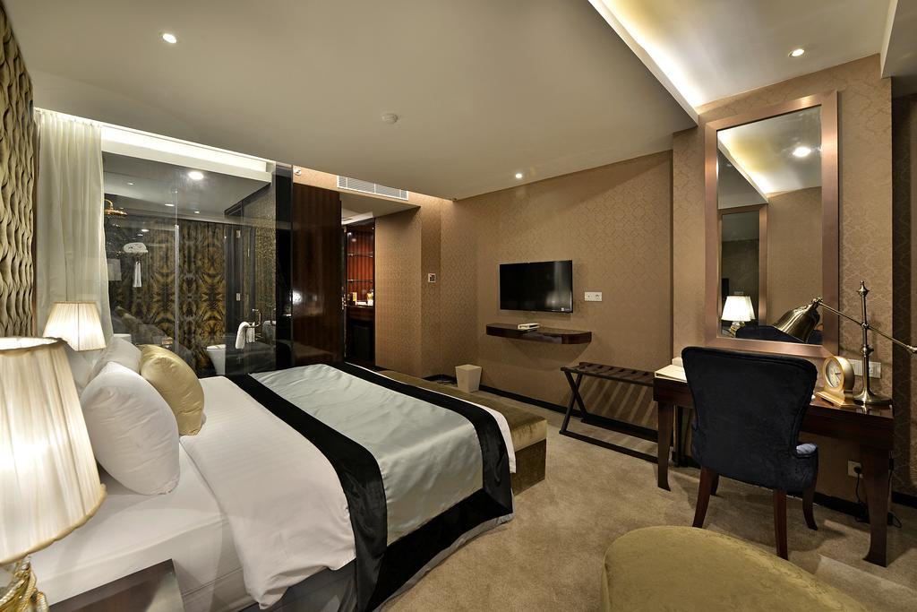 Amaroossa Grande Otel Bekasi Dış mekan fotoğraf