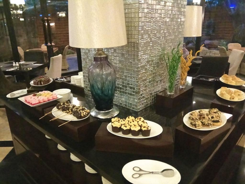 Amaroossa Grande Otel Bekasi Dış mekan fotoğraf