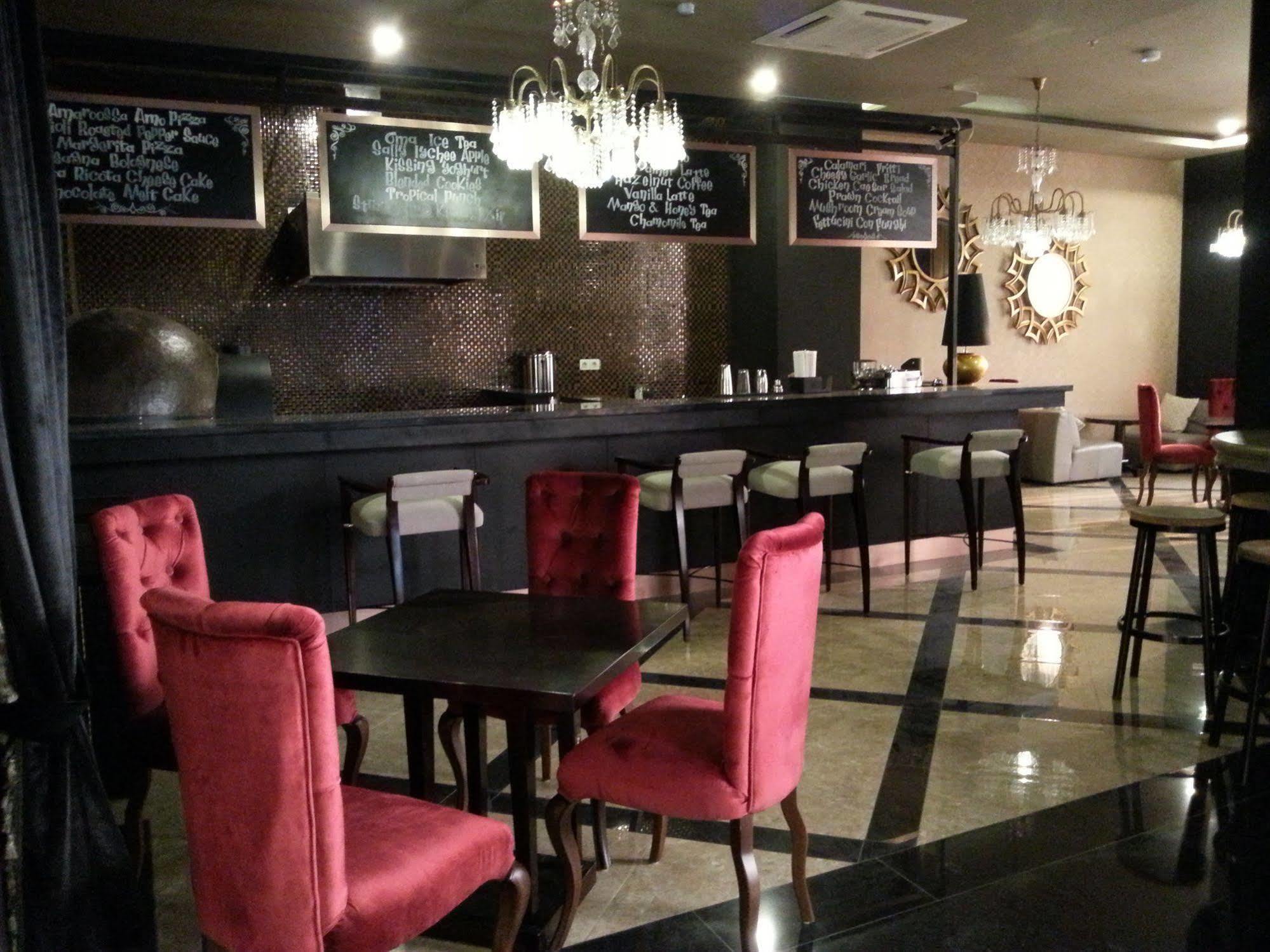 Amaroossa Grande Otel Bekasi Dış mekan fotoğraf